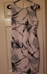 Gorgeous bodyCon dress Carmen Marc Valvo